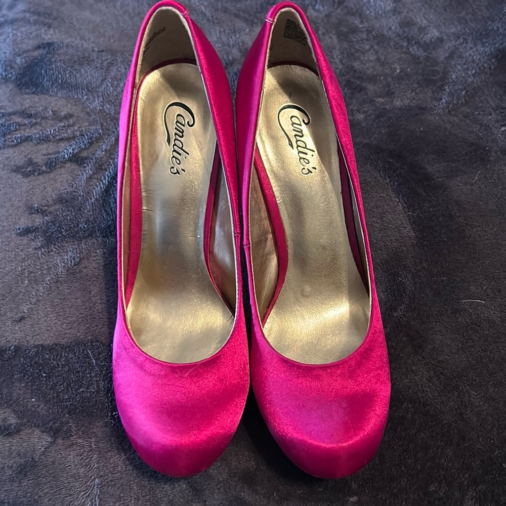 Candie’s Pink Heels with jeweled back-Size 9